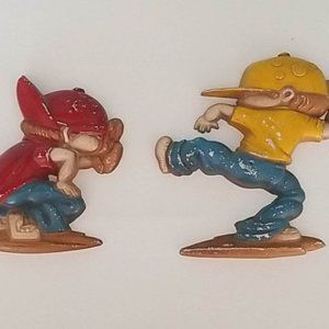 Set of 2 Vintage Metal Baseball Players Wall Decorations 1979 by Sexton